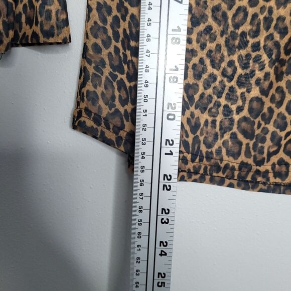 Vintage y2k Studio Y animal print cheetah button front semi sheer 3/4 sleeve top - Picture 5 of 6